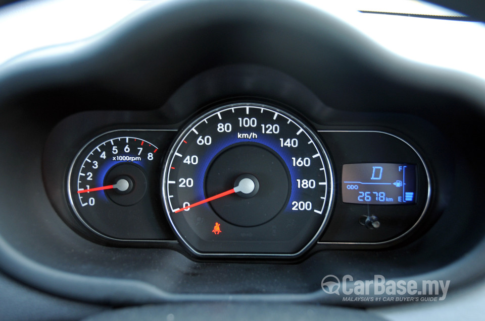 Hyundai i10 PA Facelift (2011) Interior