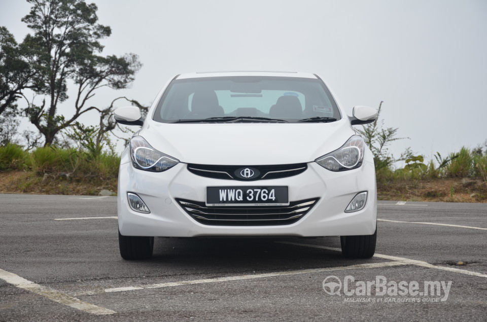 Hyundai Elantra MD (2012) Exterior