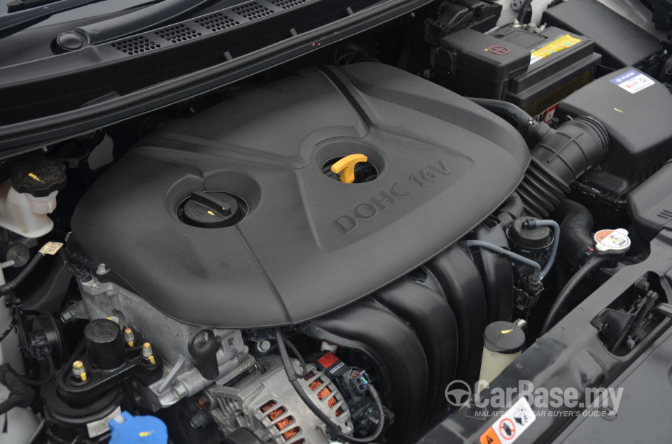 Hyundai Elantra MD (2012) Exterior