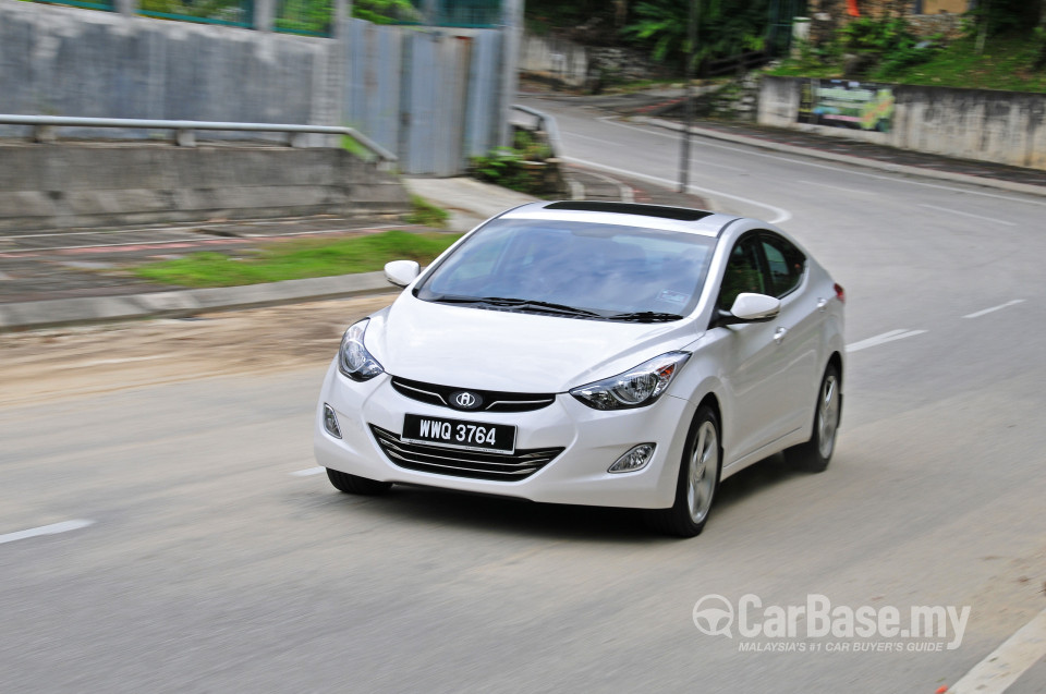 Hyundai Elantra MD (2012) Exterior