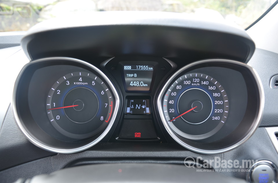 Hyundai Elantra MD (2012) Interior