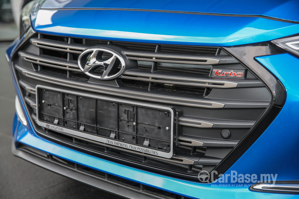 Hyundai Elantra AD (2017) Exterior