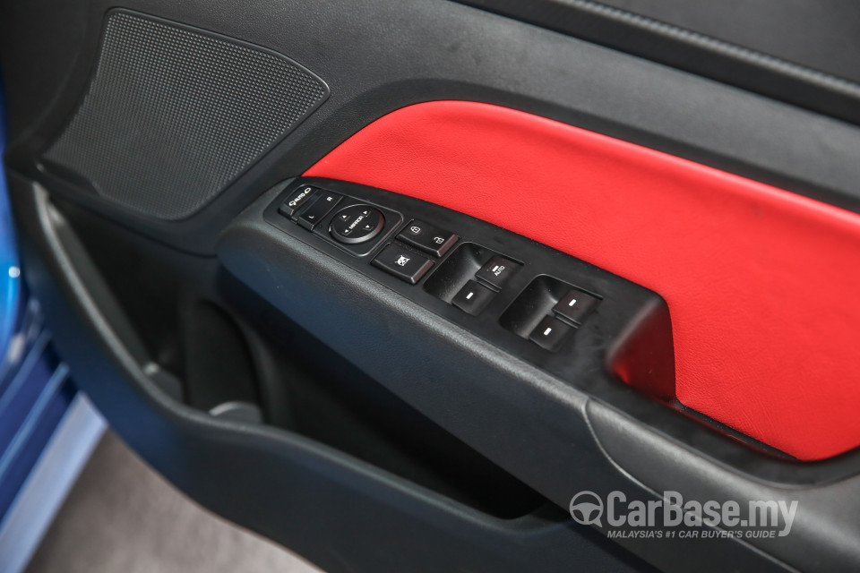 Hyundai Elantra AD (2017) Interior