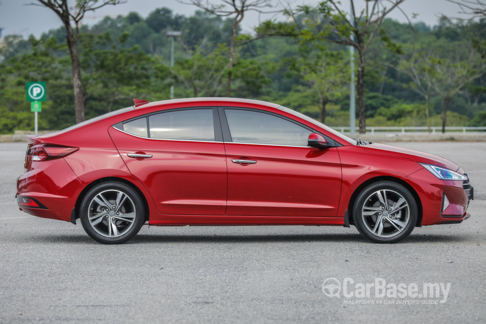 Hyundai Elantra AD Facelift (2019) Exterior