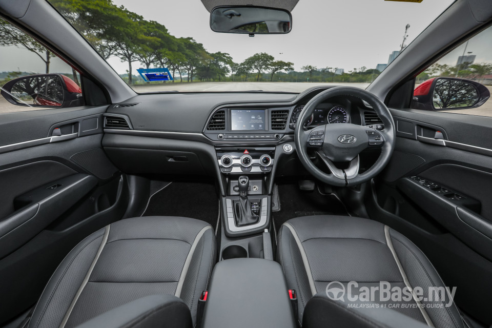 Hyundai Elantra AD Facelift (2019) Interior