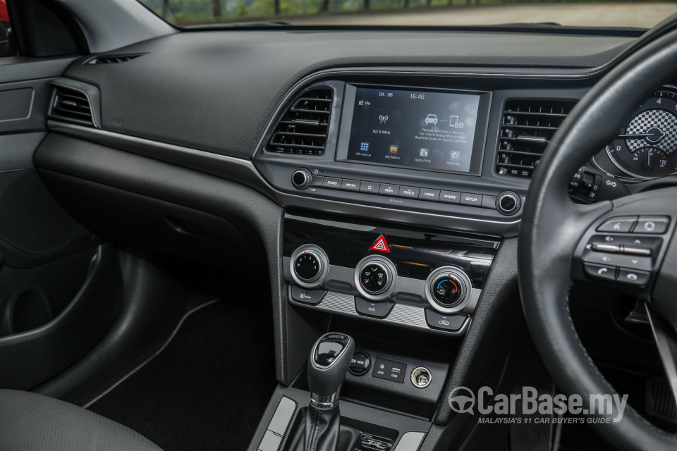 Hyundai Elantra AD Facelift (2019) Interior