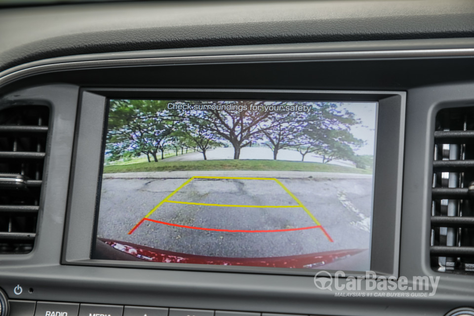 Hyundai Elantra AD Facelift (2019) Interior