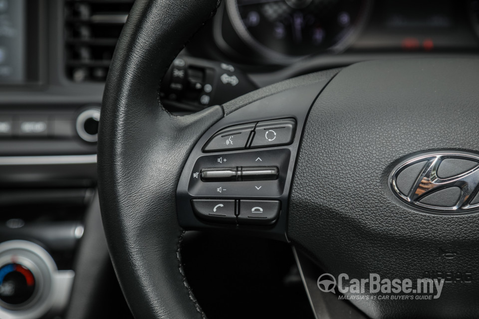 Hyundai Elantra AD Facelift (2019) Interior
