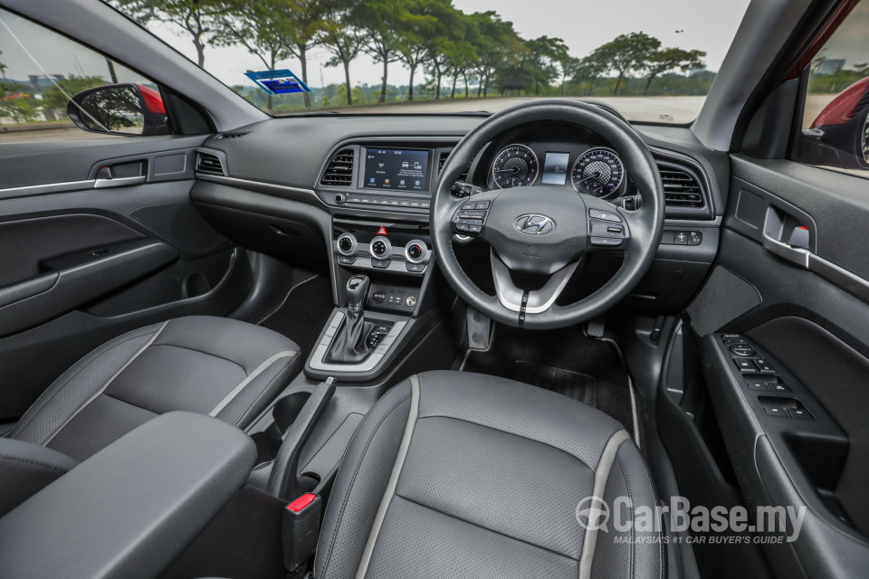 Hyundai Elantra AD Facelift (2019) Interior