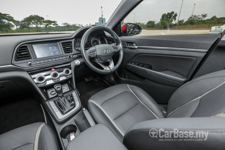 Hyundai Elantra AD Facelift (2019) Interior