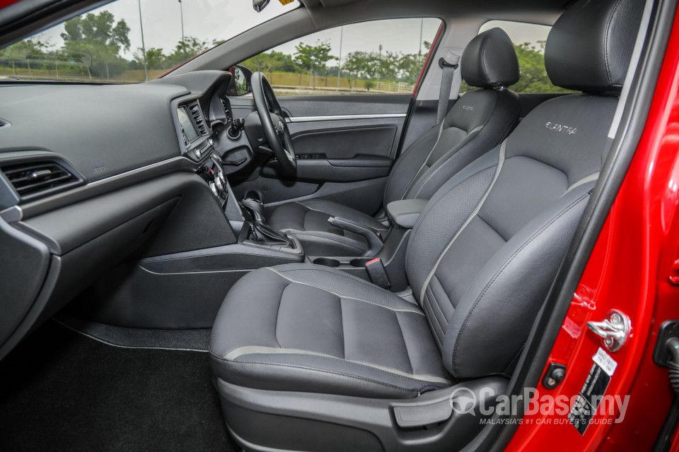 Hyundai Elantra AD Facelift (2019) Interior