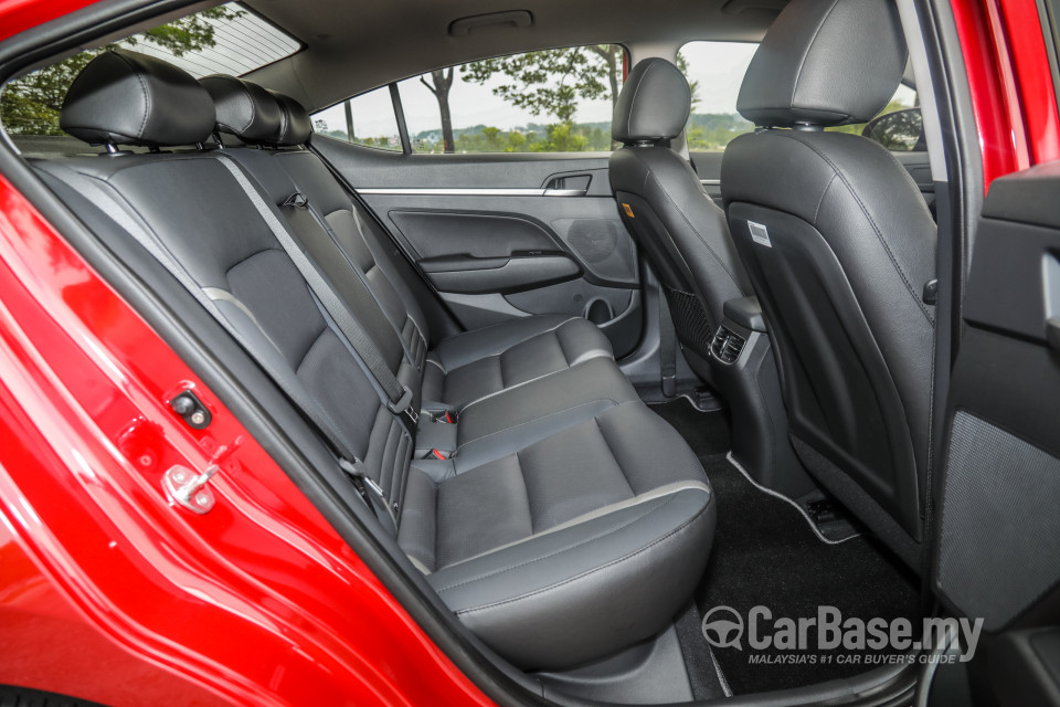 Hyundai Elantra AD Facelift (2019) Interior