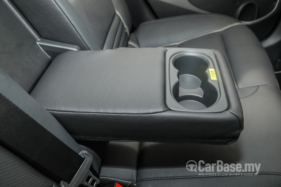 Hyundai Elantra AD Facelift (2019) Interior