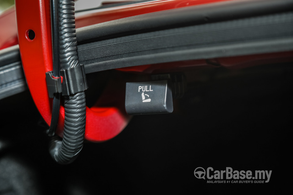 Hyundai Elantra AD Facelift (2019) Interior