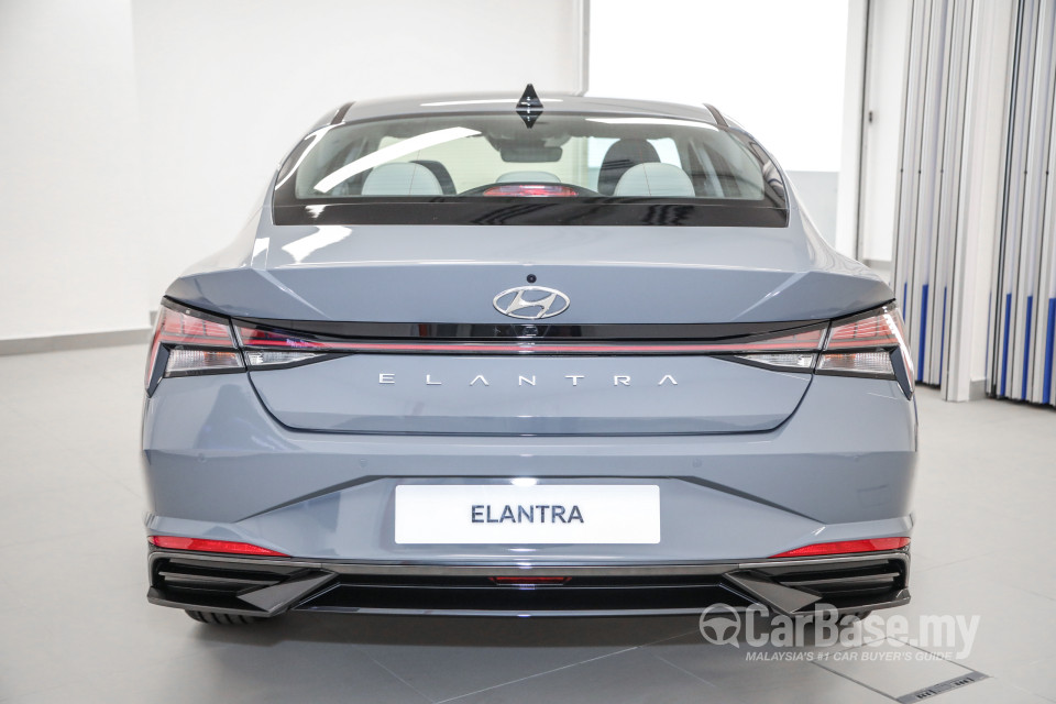 Hyundai Elantra CN7 (2020) Exterior