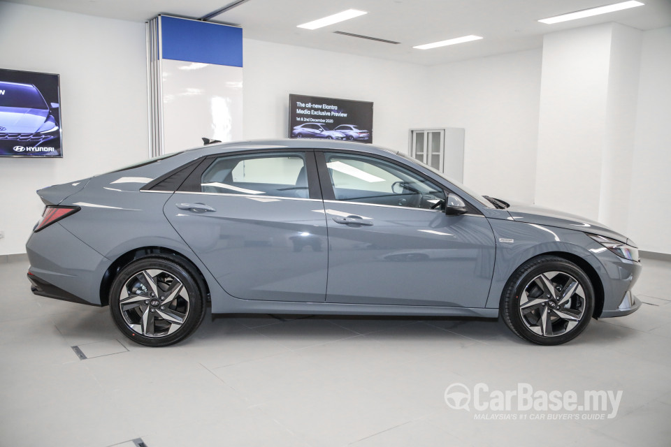 Hyundai Elantra CN7 (2020) Exterior
