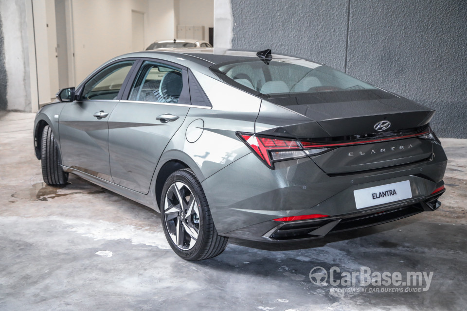 Hyundai Elantra CN7 (2020) Exterior