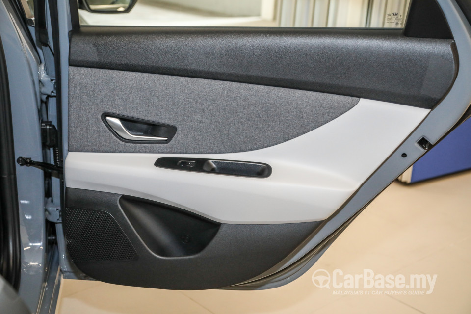 Hyundai Elantra CN7 (2020) Interior