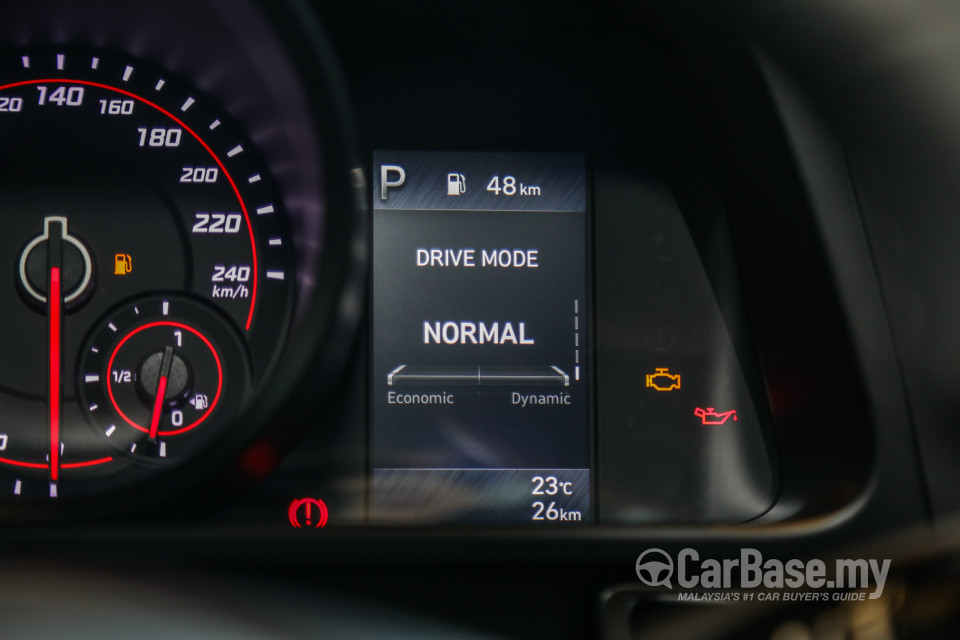 Hyundai Elantra CN7 (2020) Interior