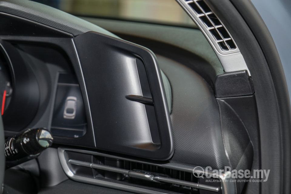 Hyundai Elantra CN7 (2020) Interior