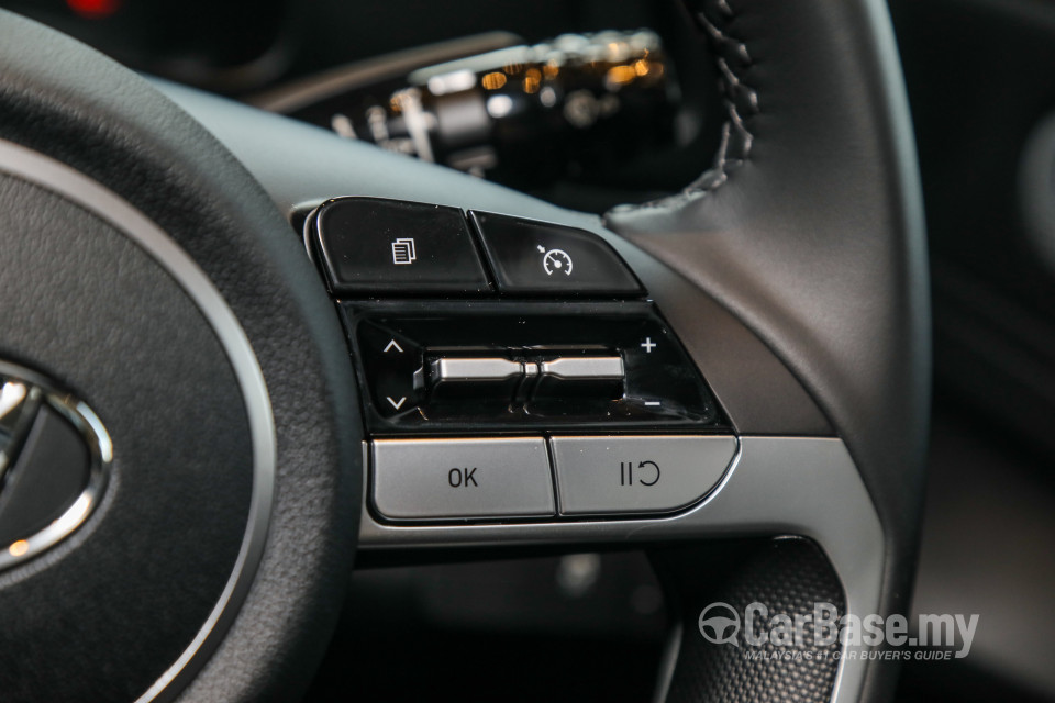 Hyundai Elantra CN7 (2020) Interior