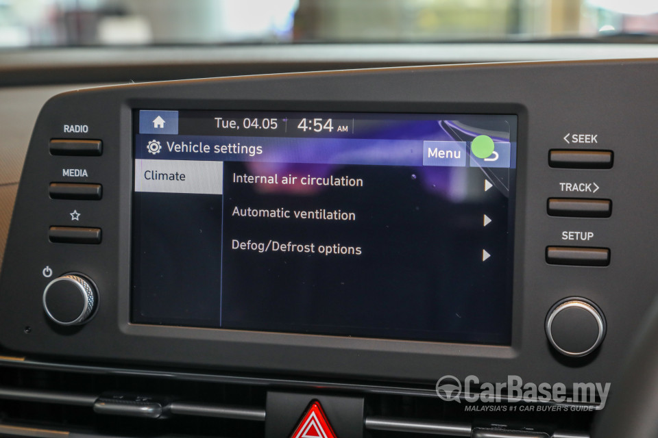 Hyundai Elantra CN7 (2020) Interior