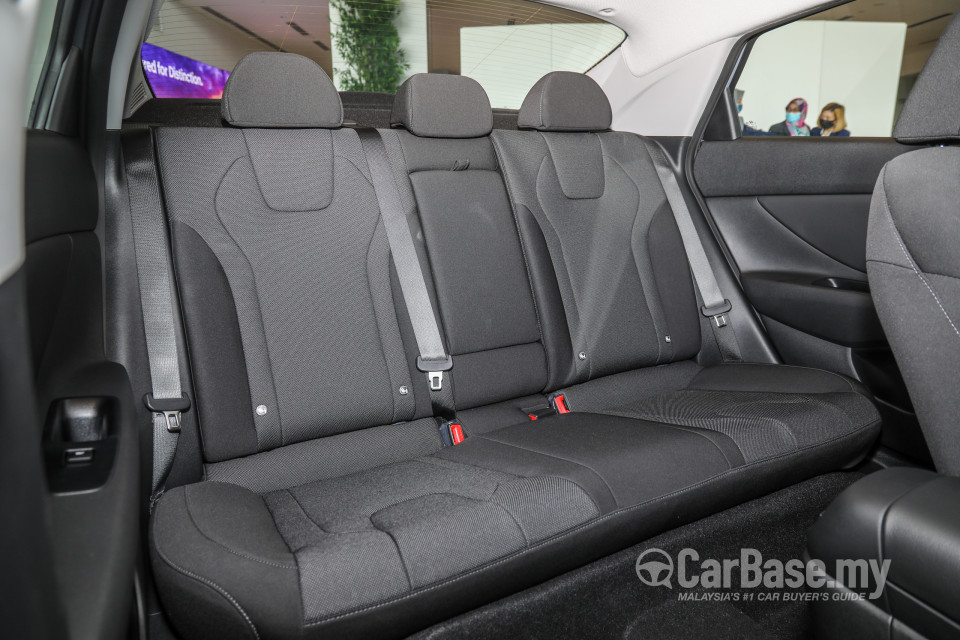 Hyundai Elantra CN7 (2020) Interior