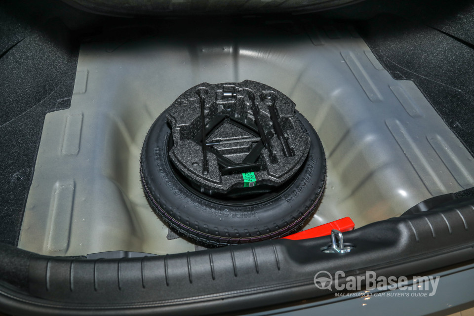 Hyundai Elantra CN7 (2020) Interior