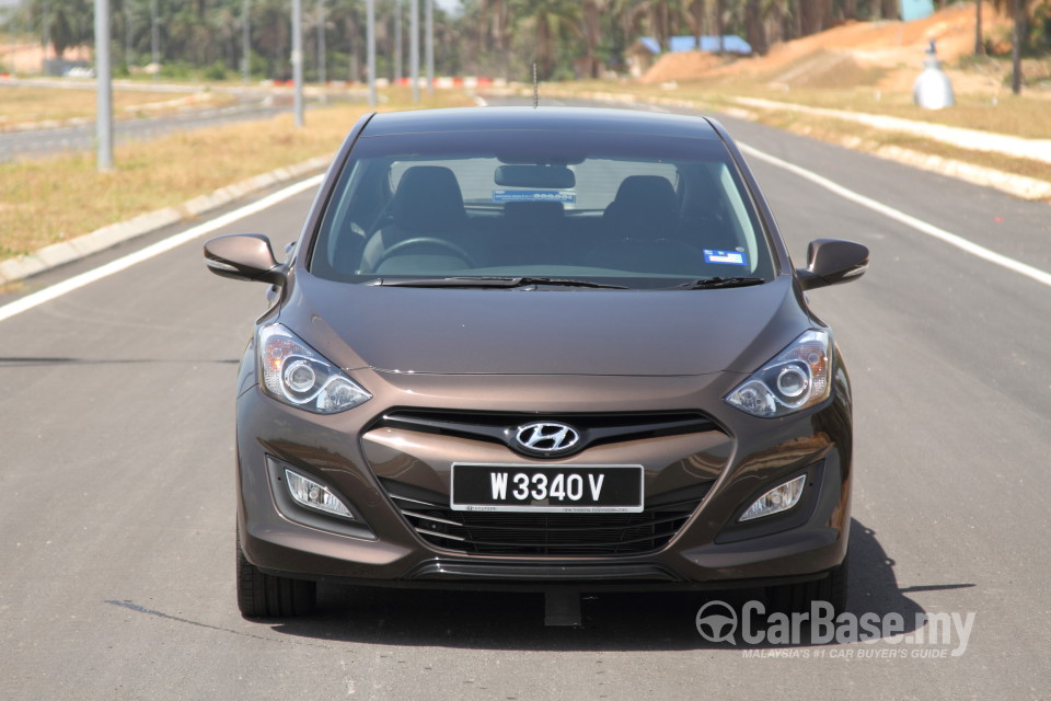 Hyundai i30 GD (2014) Exterior