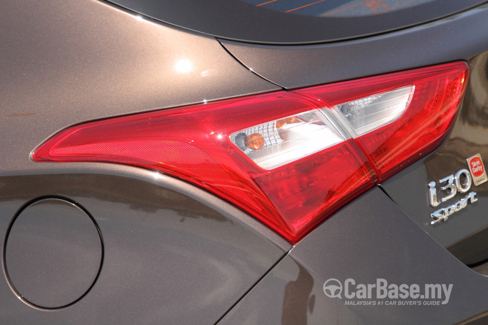 Hyundai i30 GD (2014) Exterior