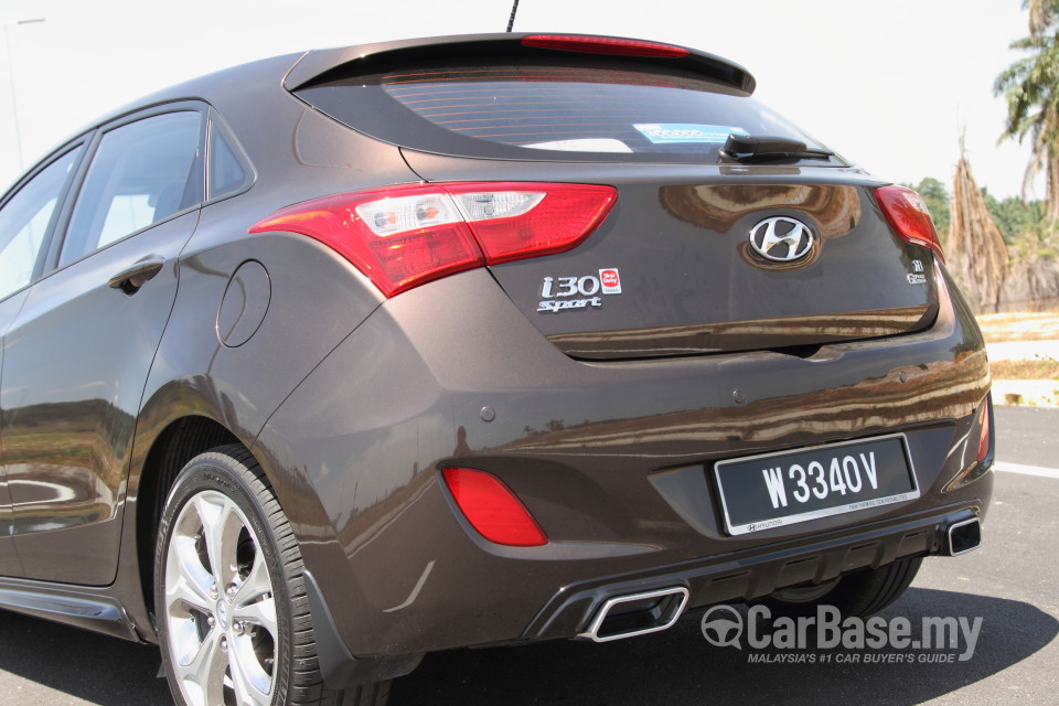 Hyundai i30 GD (2014) Exterior
