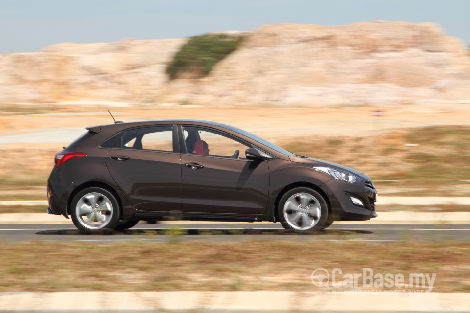Hyundai i30 GD (2014) Exterior