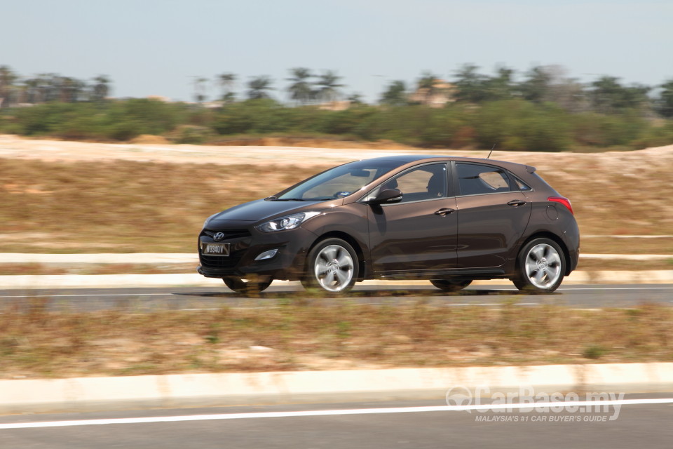 Hyundai i30 GD (2014) Exterior