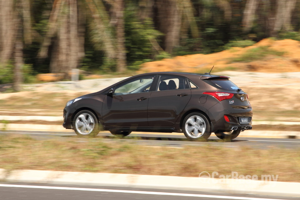 Hyundai i30 GD (2014) Exterior