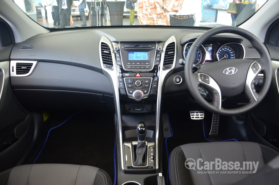 Hyundai i30 GD (2014) Interior