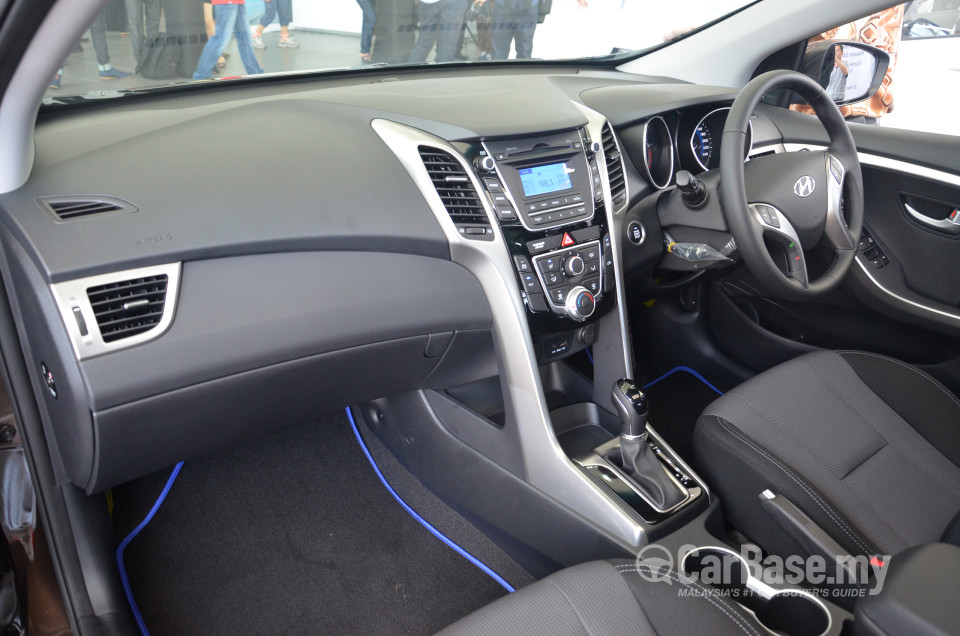 Hyundai i30 GD (2014) Interior