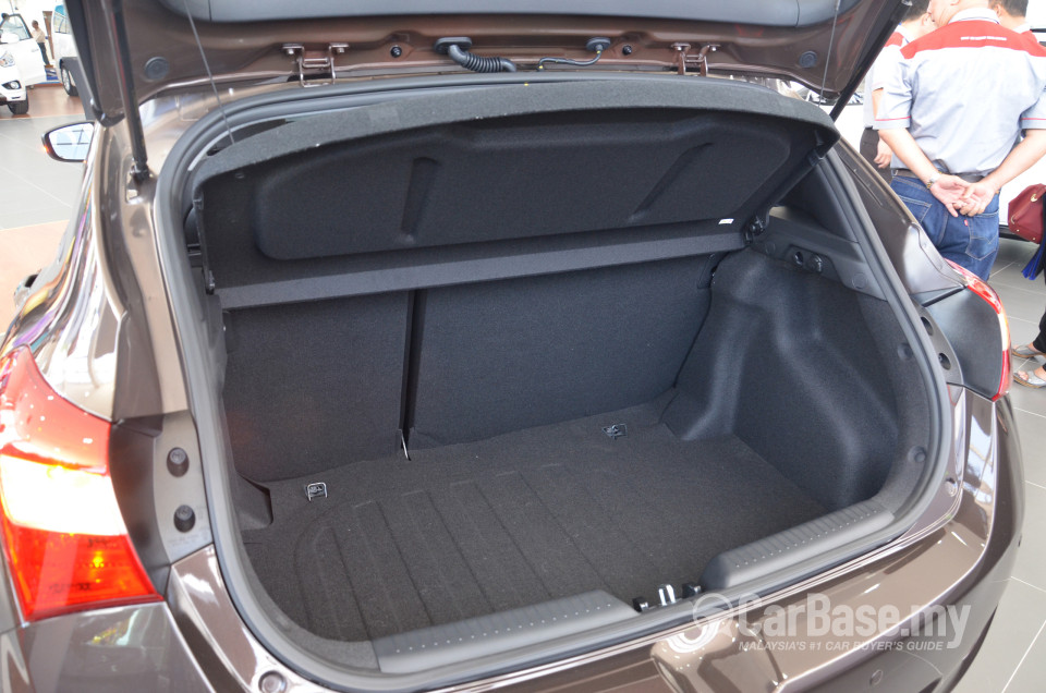 Hyundai i30 GD (2014) Interior