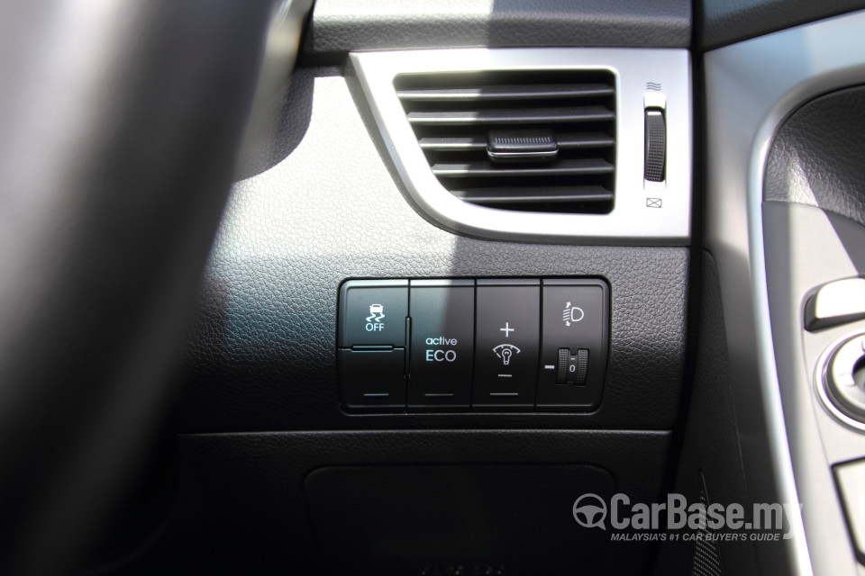 Hyundai i30 GD (2014) Interior