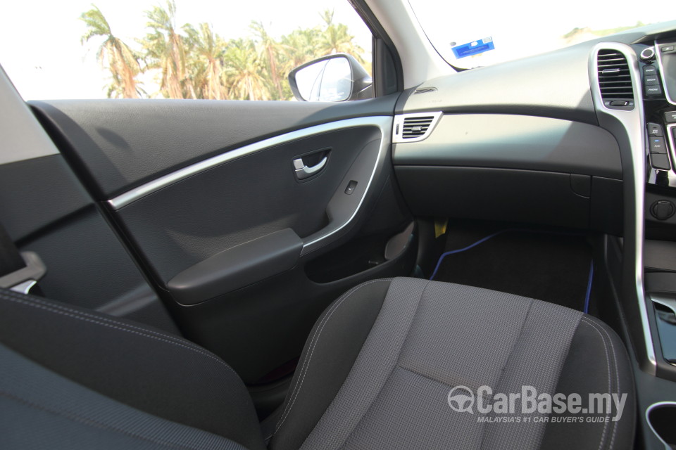 Hyundai i30 GD (2014) Interior