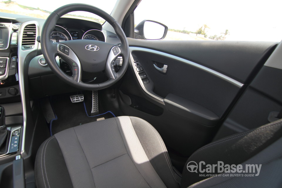 Hyundai i30 GD (2014) Interior