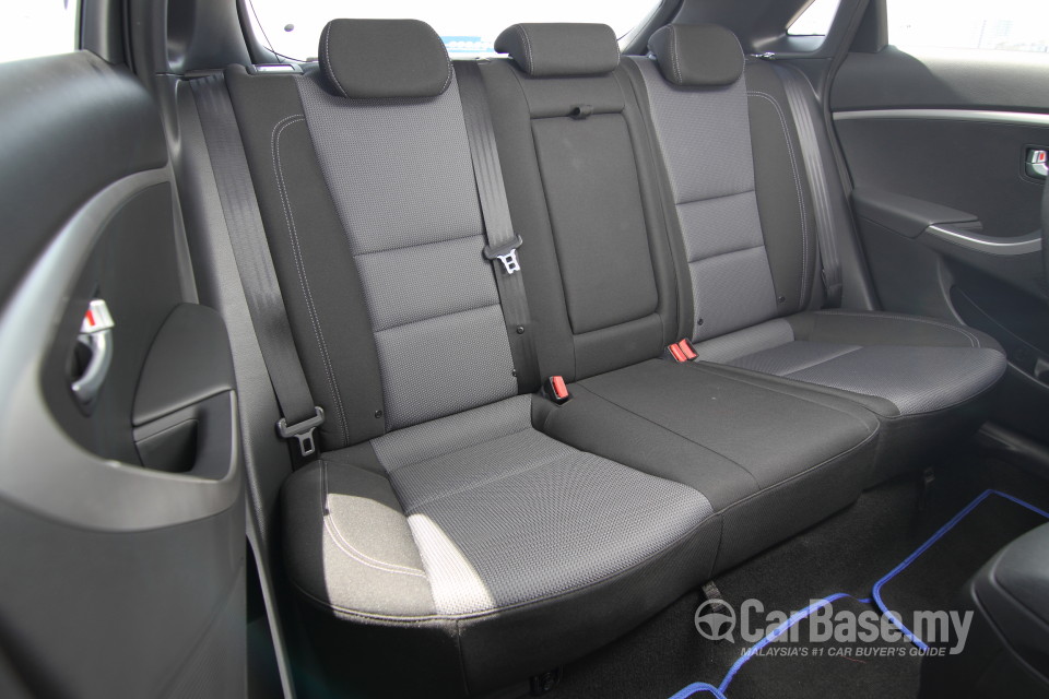 Hyundai i30 GD (2014) Interior
