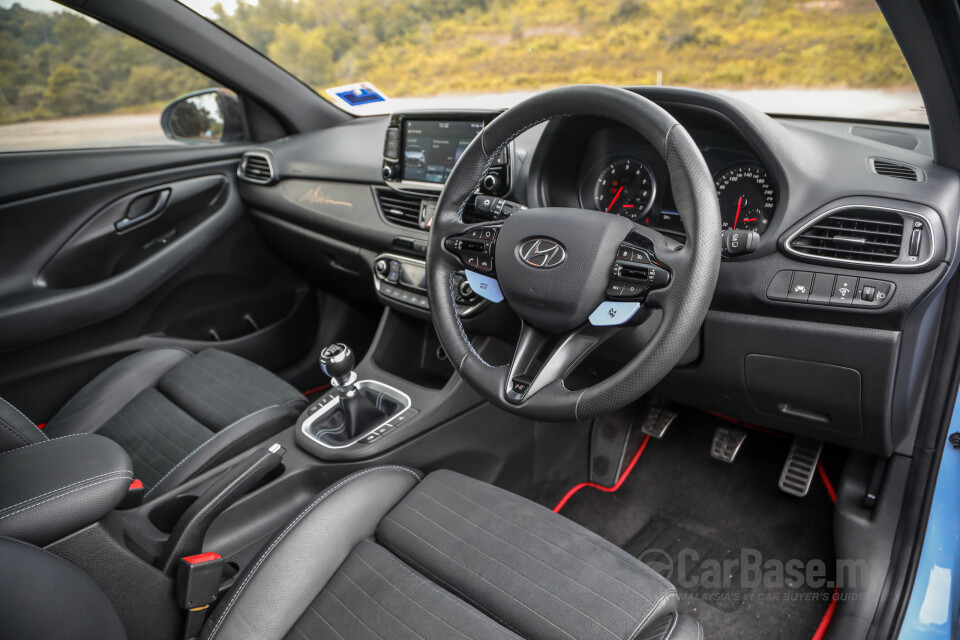 Hyundai i30 N PD (2019) Interior