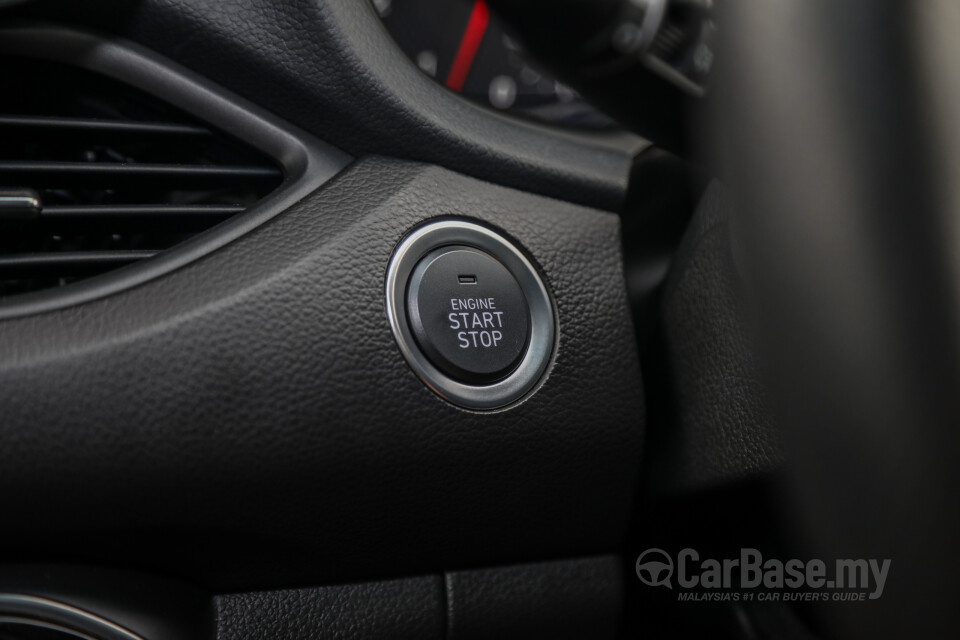 Hyundai i30 N PD (2019) Interior