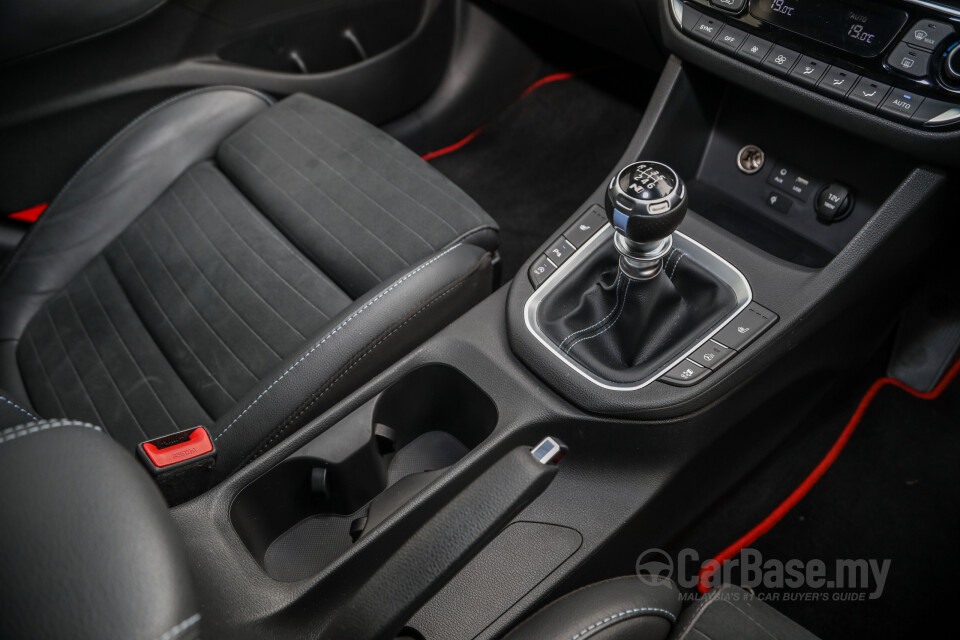 Hyundai i30 N PD (2019) Interior