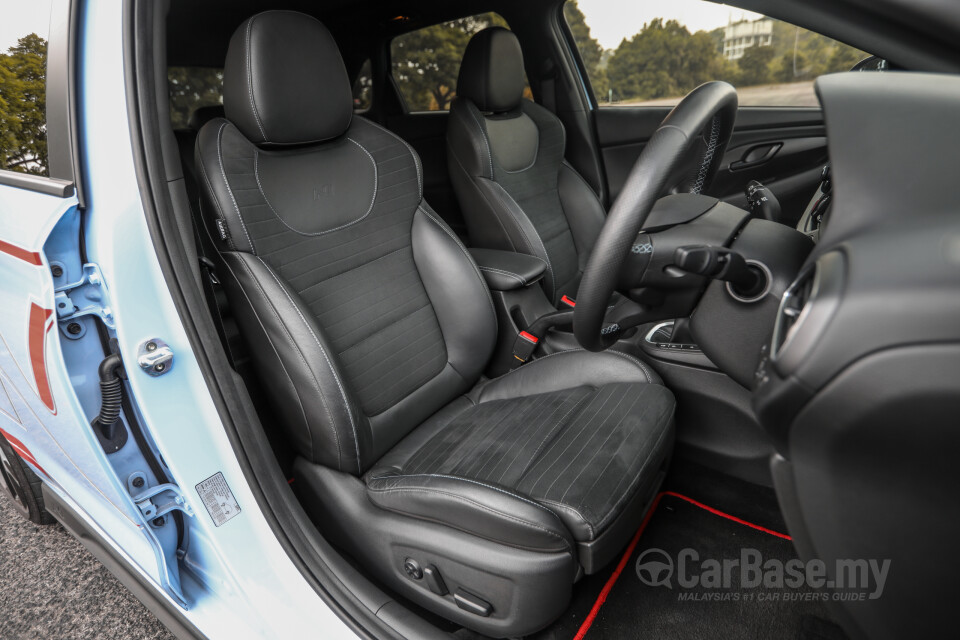 Hyundai i30 N PD (2019) Interior
