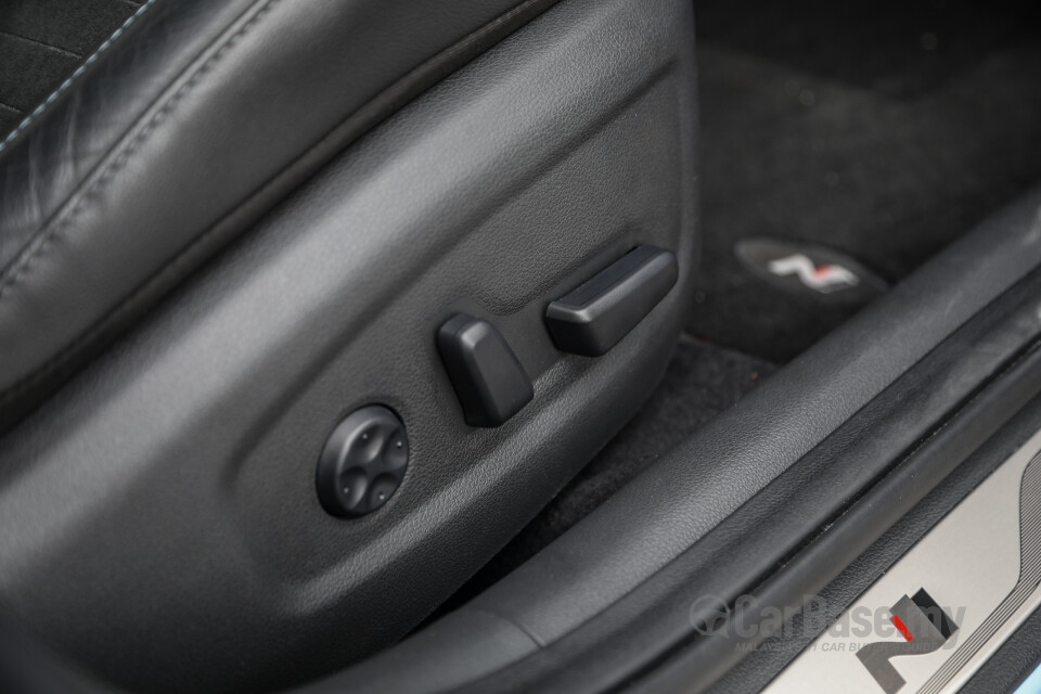 Hyundai i30 N PD (2019) Interior