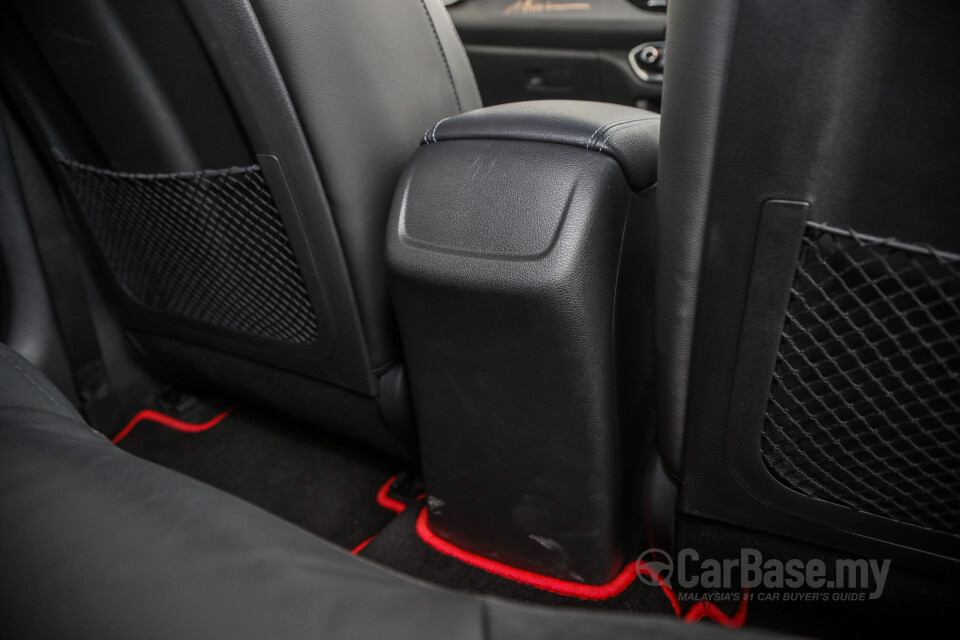 Hyundai i30 N PD (2019) Interior