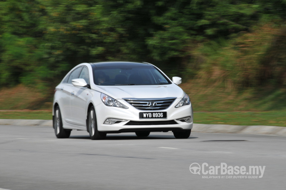 Hyundai Sonata YF Facelift (2013) Exterior