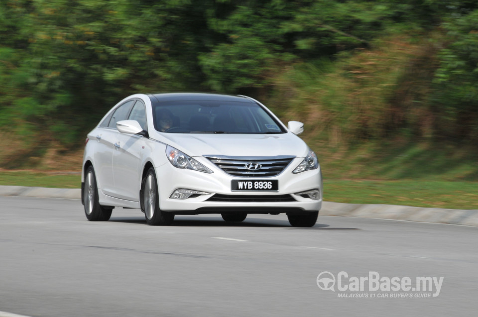 Hyundai Sonata YF Facelift (2013) Exterior