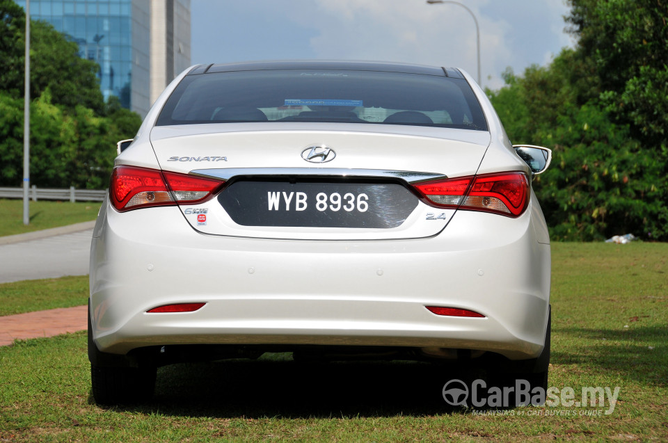 Hyundai Sonata YF Facelift (2013) Exterior